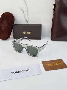 Tomford_259_grey_green