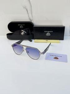 Maybach_72398_silver_blue