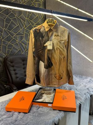 Hermes_Beige_Horse_Print_Premium_Imported_Shirt_With_Box_Packing_(1973)